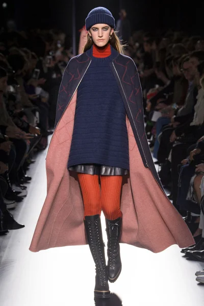 Look 1